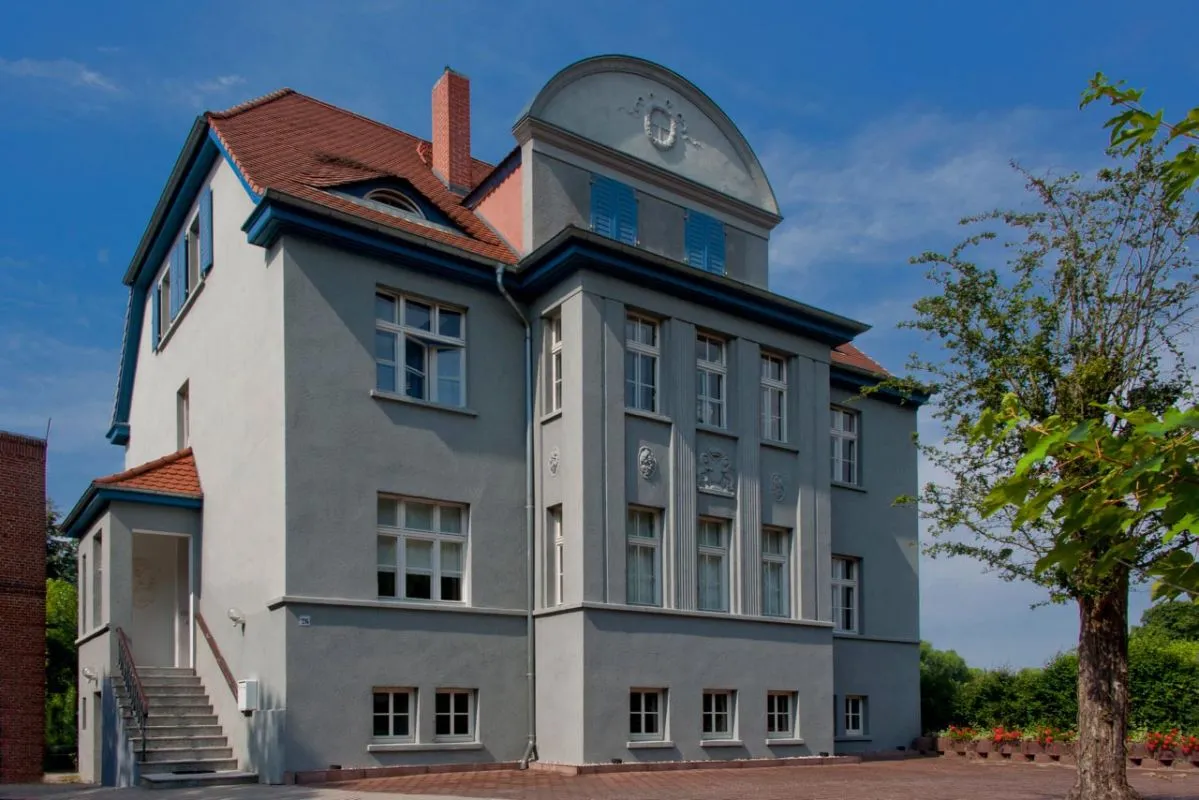 Die Kanzlei Heydorn & Kollegen in der Wasserstadt 26 in Dessau-Roßlau